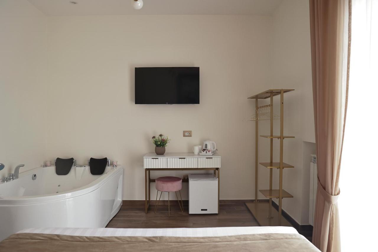 Capuana60 Bed & Breakfast Naples Luaran gambar